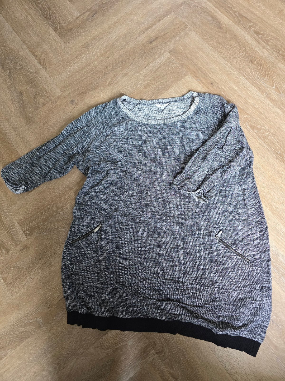 Zwart/wit gemêleerde trui met ritsen Miss Etam maat  54, Ophalen, Zo goed als nieuw, Zwart, Trui of Vest