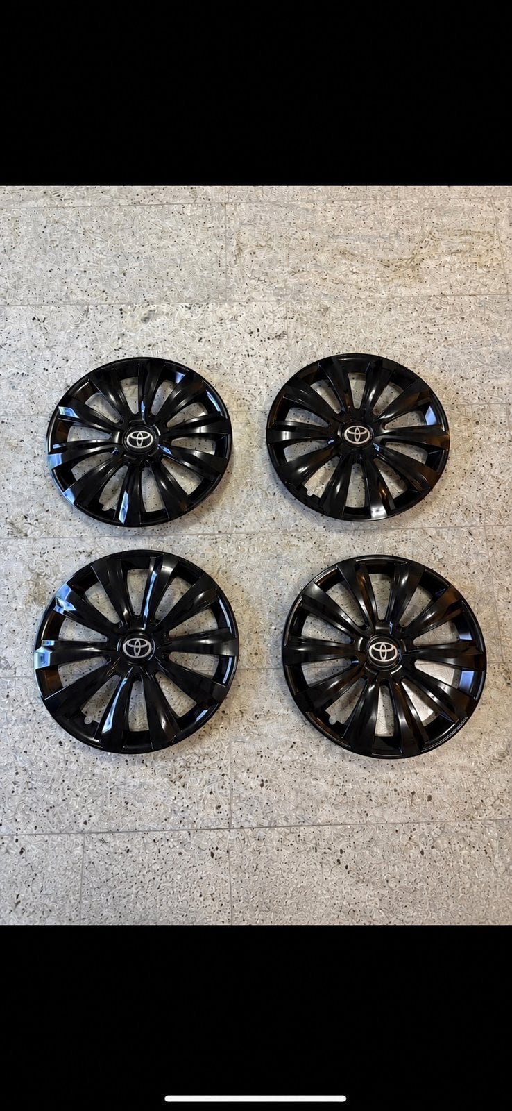 Toyota wieldoppen 14inch 15inch en 16inch, Auto diversen, Ophalen of Verzenden, Zo goed als nieuw
