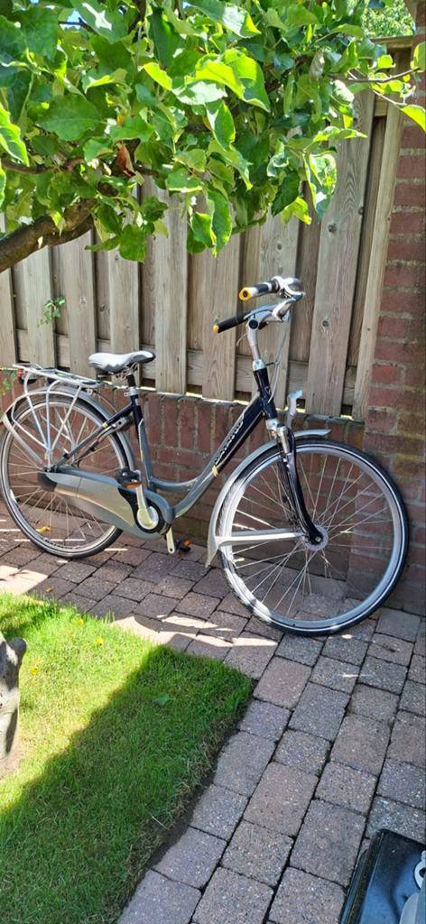 Batavus damesfiets, gebruikt, Fietsen en Brommers, Fietsen | Dames | Damesfietsen, Velgrem, Versnellingen, Batavus, Ophalen of Verzenden
