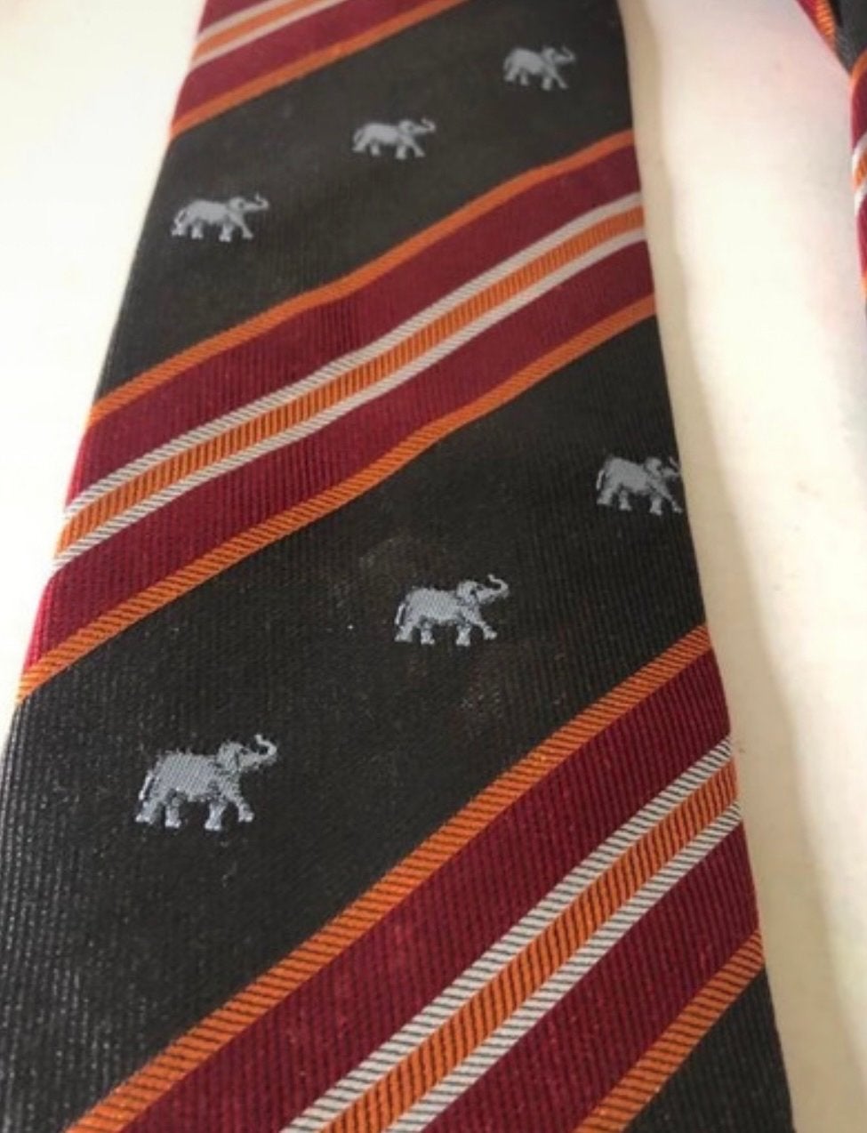 Jumbo stropdas van zijde met olifantenpatroon, Ophalen of Verzenden, Gedragen, Meerkleurig, Met patroon