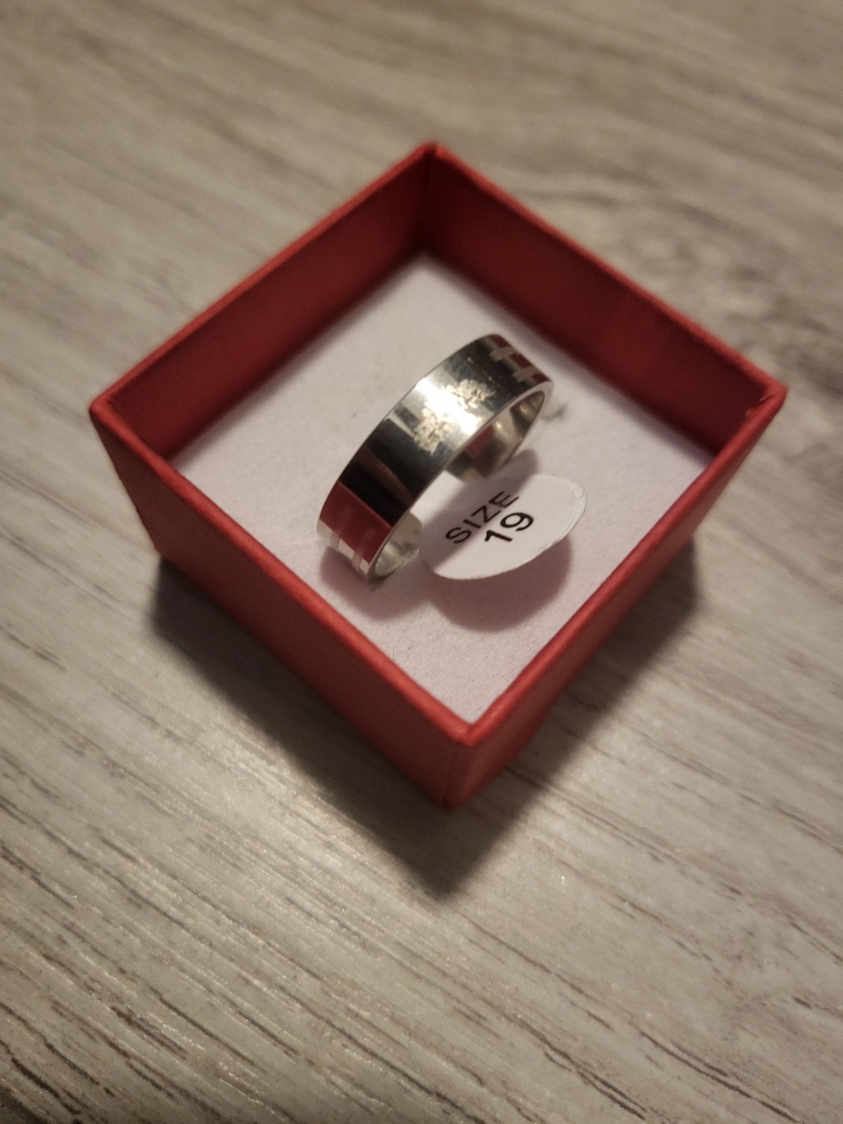 Nieuwe zilverkleurige ring, maat 19, IJzer of Staal, 19 tot 20, Nieuw, Ophalen of Verzenden