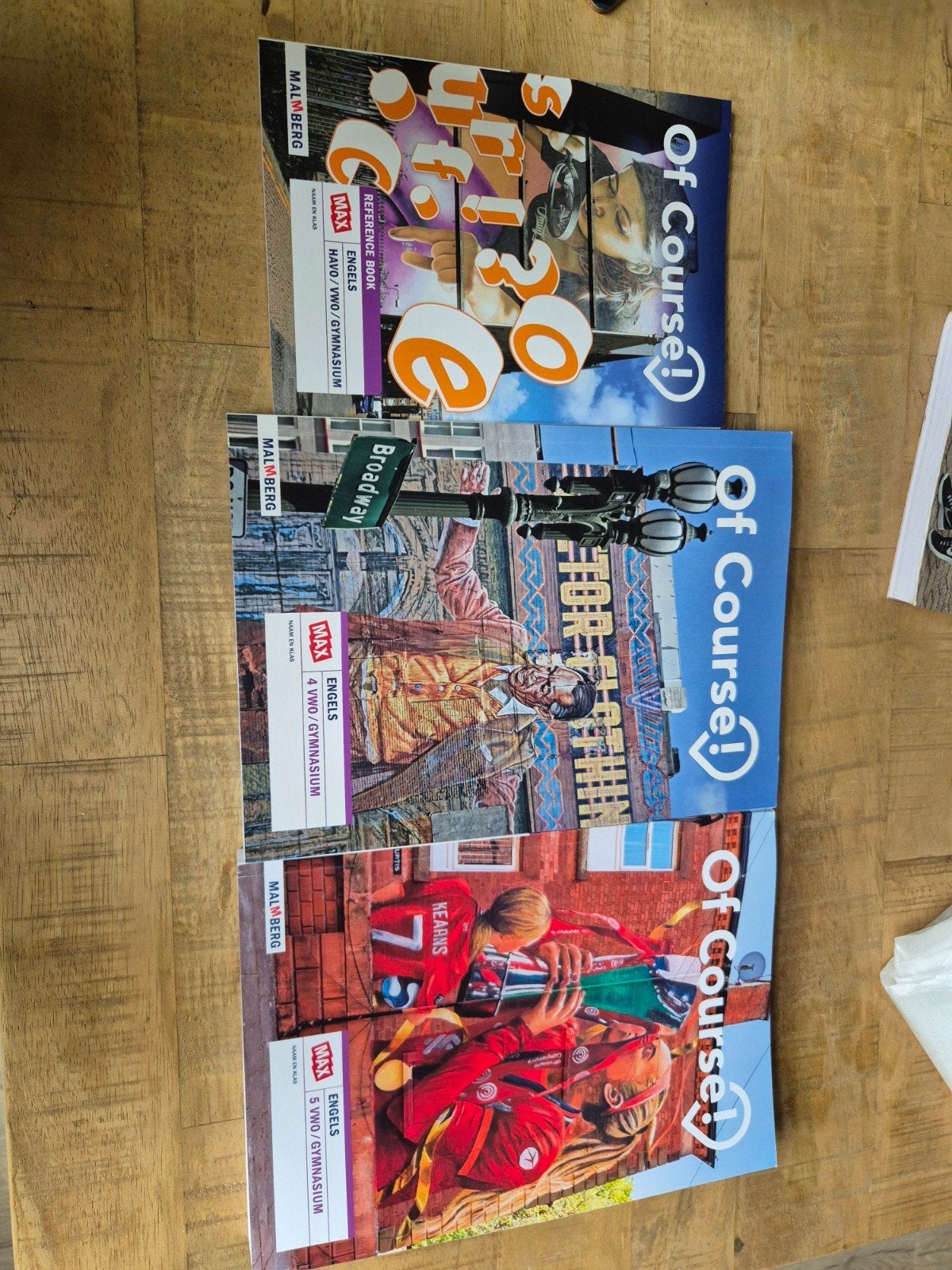 Of Course! Engels boeken 4 VWO, 5 VWO en Reference Book, Ophalen, VWO, Engels, Malmberg
