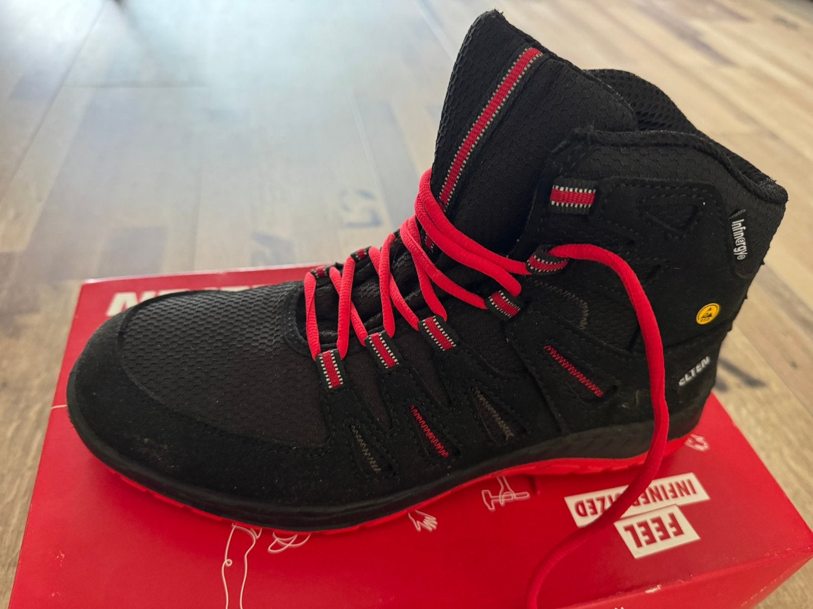 ELTEN MADDOX Black-Red Mid Safety Boots – Size 41 (S3S / ESD, Ophalen of Verzenden, Nieuw