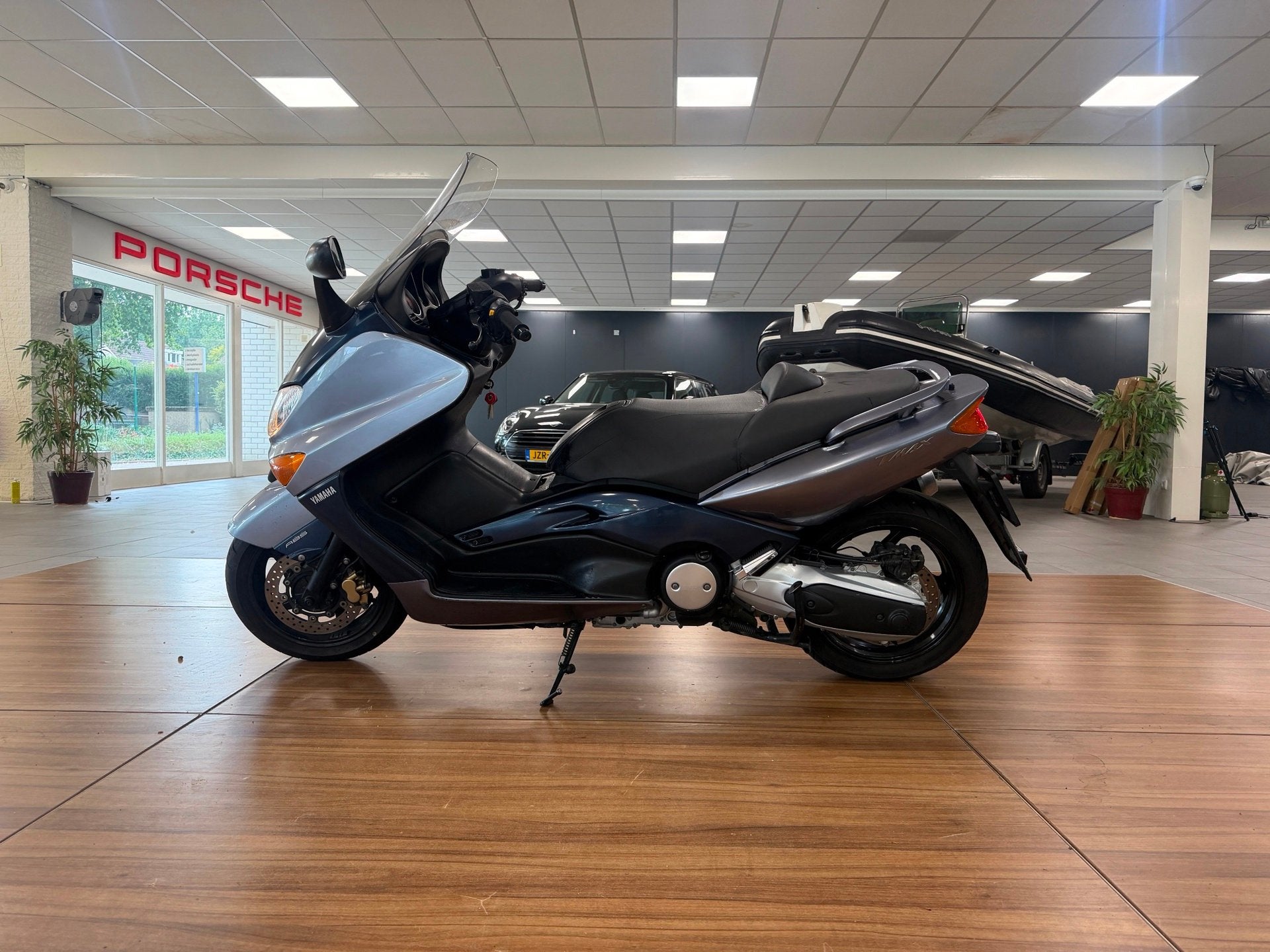Yamaha T MAX XP 500i TMAX ABS/Handvatverwarming/Origineel NL, Motoren, 499 cc, Overig, ABS, Automaat