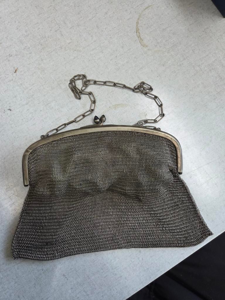 Antiek avondtasje met ketting