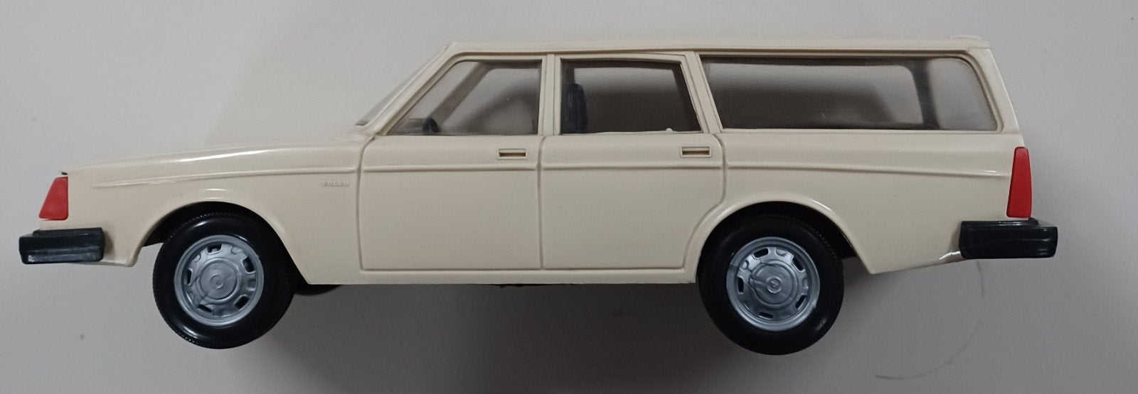 Uit verzameling splinternieuwe Stahlberg Volvo 245GL., Hobby en Vrije tijd, Ophalen of Verzenden, Nieuw, Auto, Overige merken