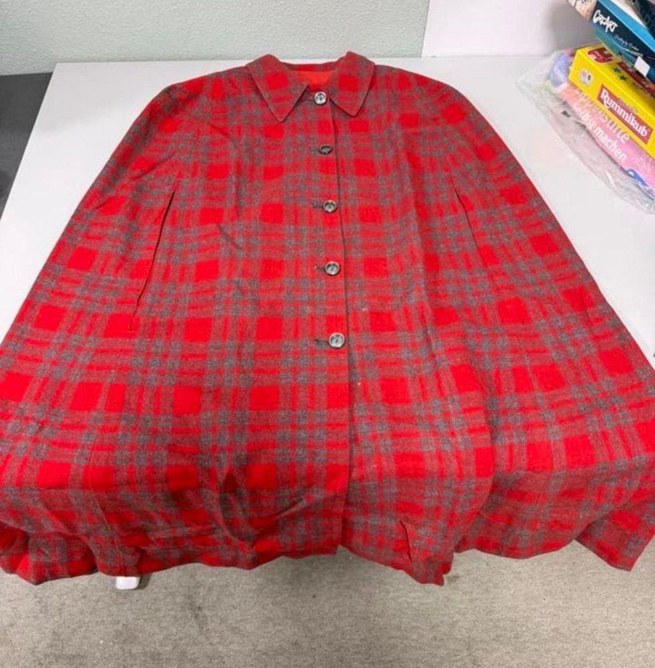 Vintage rode wollen mantel jas cape poncho met ruit L 100cm, Ophalen of Verzenden, Zo goed als nieuw, H, H