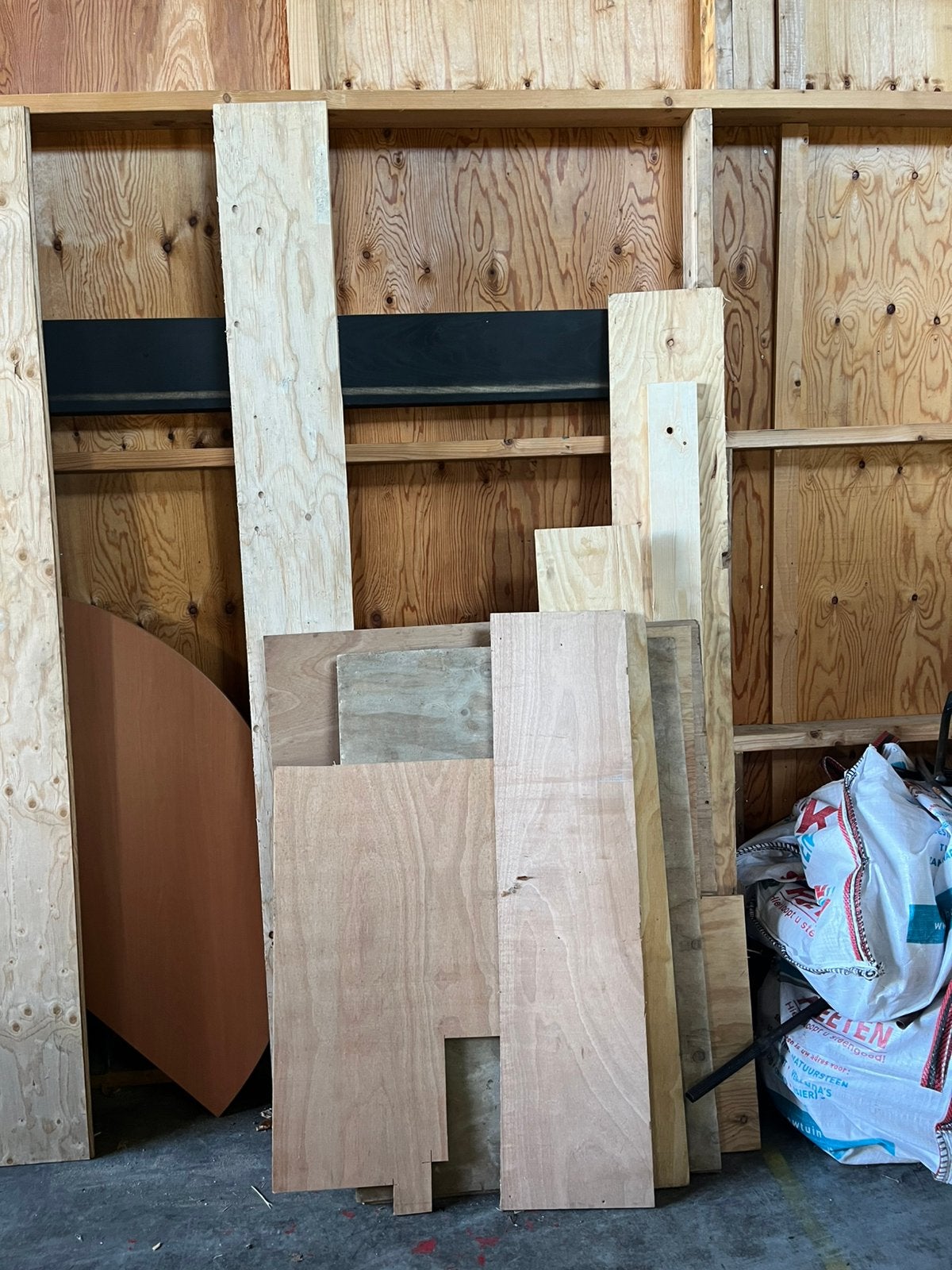 Hout, platen,bouwmateriaal, Ophalen, Minder dan 25 mm, Zo goed als nieuw, Plank