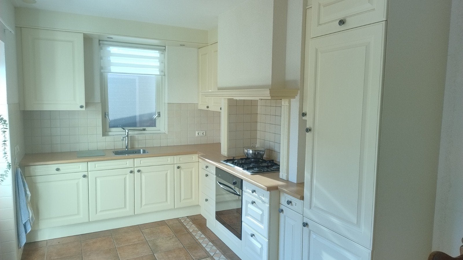 Landelijke Keuken Nieuwenhuis Keukens - Crème/Hout, Ophalen, Gebruikt, Hoekkeuken, Hout