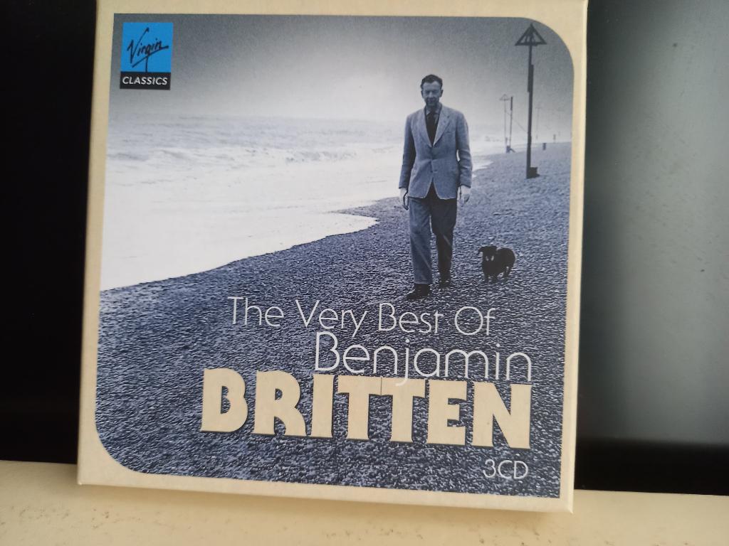 Britten - The Very Best of Benjamin Britten - 3CDs Set, Ophalen of Verzenden, Classicisme, Zo goed als nieuw