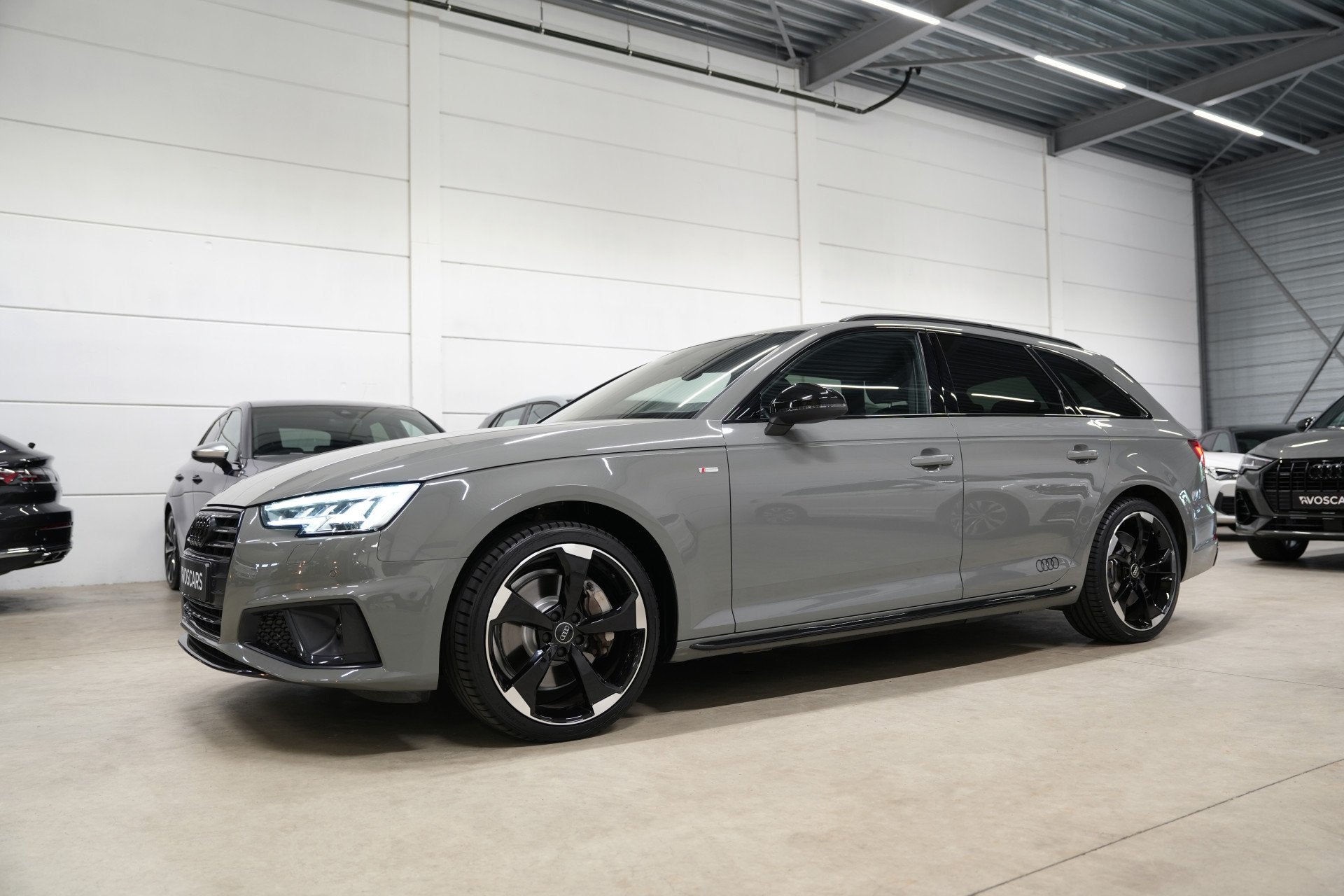 Audi A4 Avant 45 TFSI quattro 245PK S-Line * Trekhaak - Virt, Auto's, Automaat, Dealer onderhouden, Gebruikt, 4 cilinders