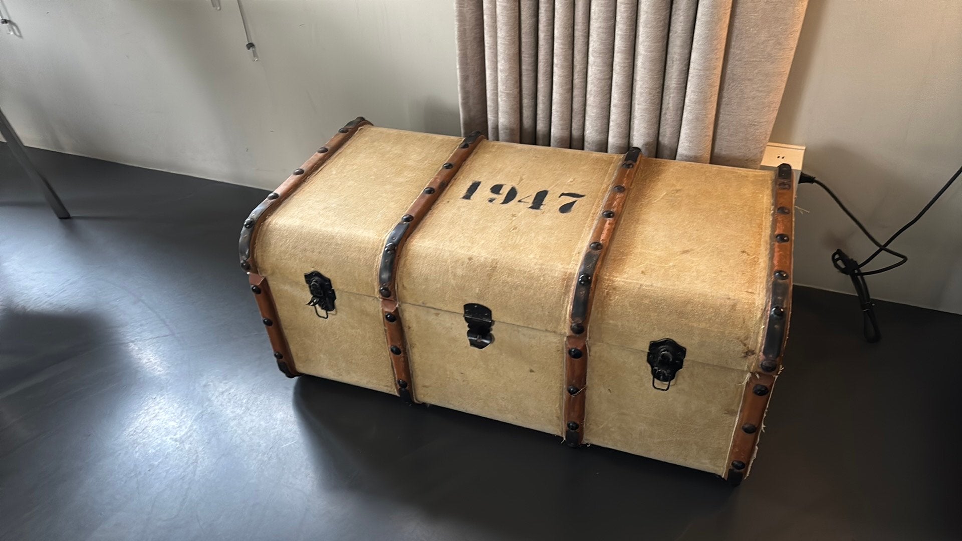 Hutkoffer/ dekenkist ca. 86 x 38 x 47 cm, Ophalen, Overige materialen, Minder dan 50 cm, 50 tot 100 cm