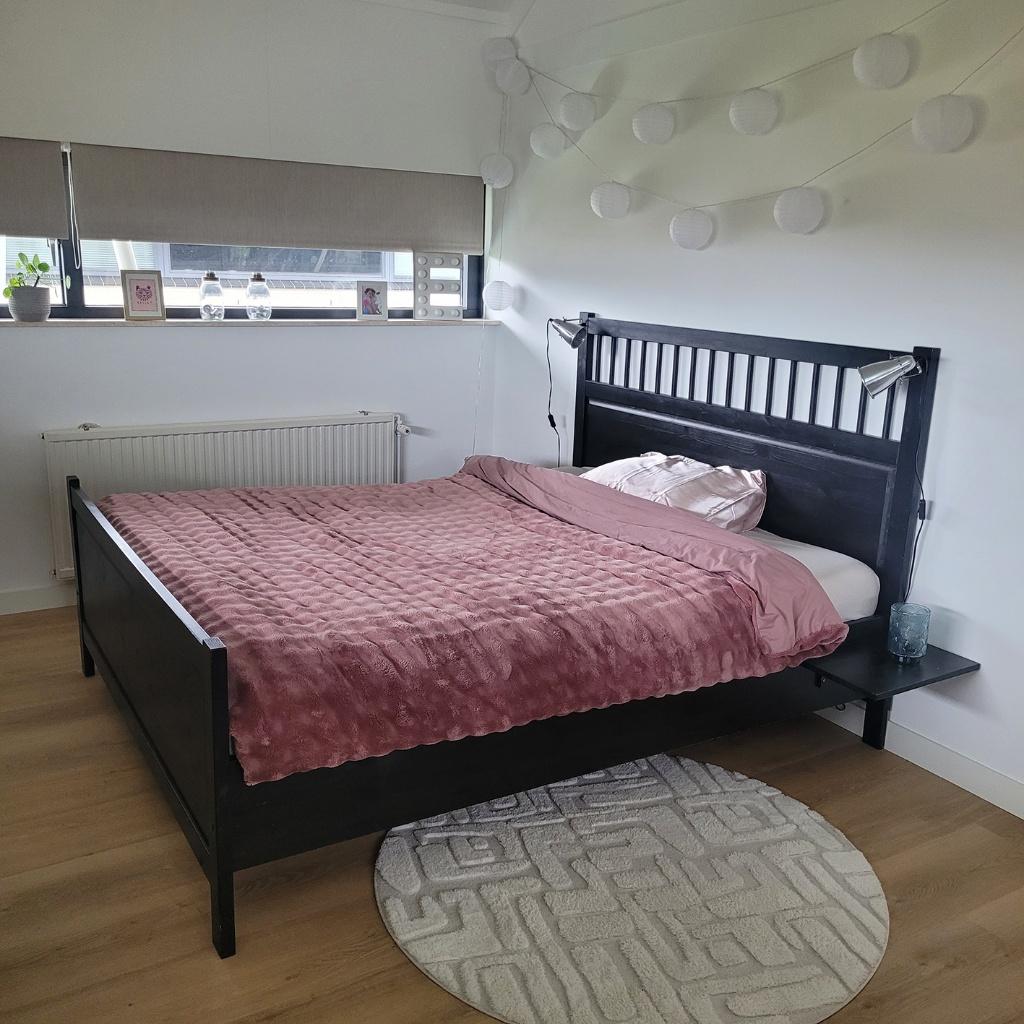 Tweepersoons grenen bed IKEA, Ophalen, Gebruikt, Zwart, Tweepersoons