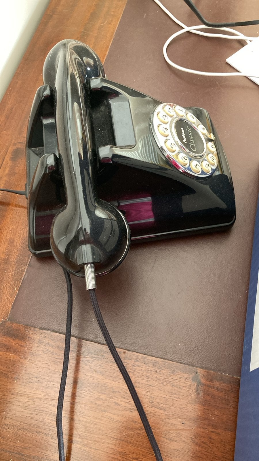 Retro wandtelefoon met druktoetsen - Zwart, Telecommunicatie, Ophalen, Gebruikt, Met draaischijf