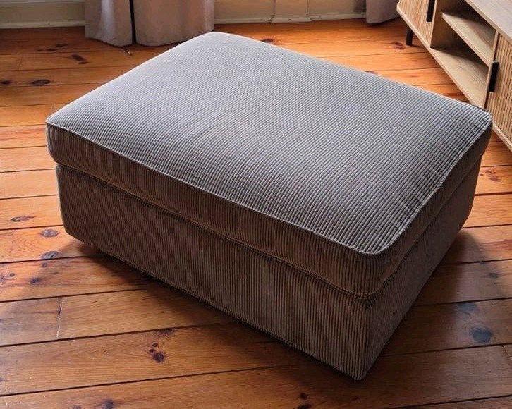 Beige rib poef/voetenbank/hocker, Ophalen, 75 tot 100 cm, Zo goed als nieuw, Stof