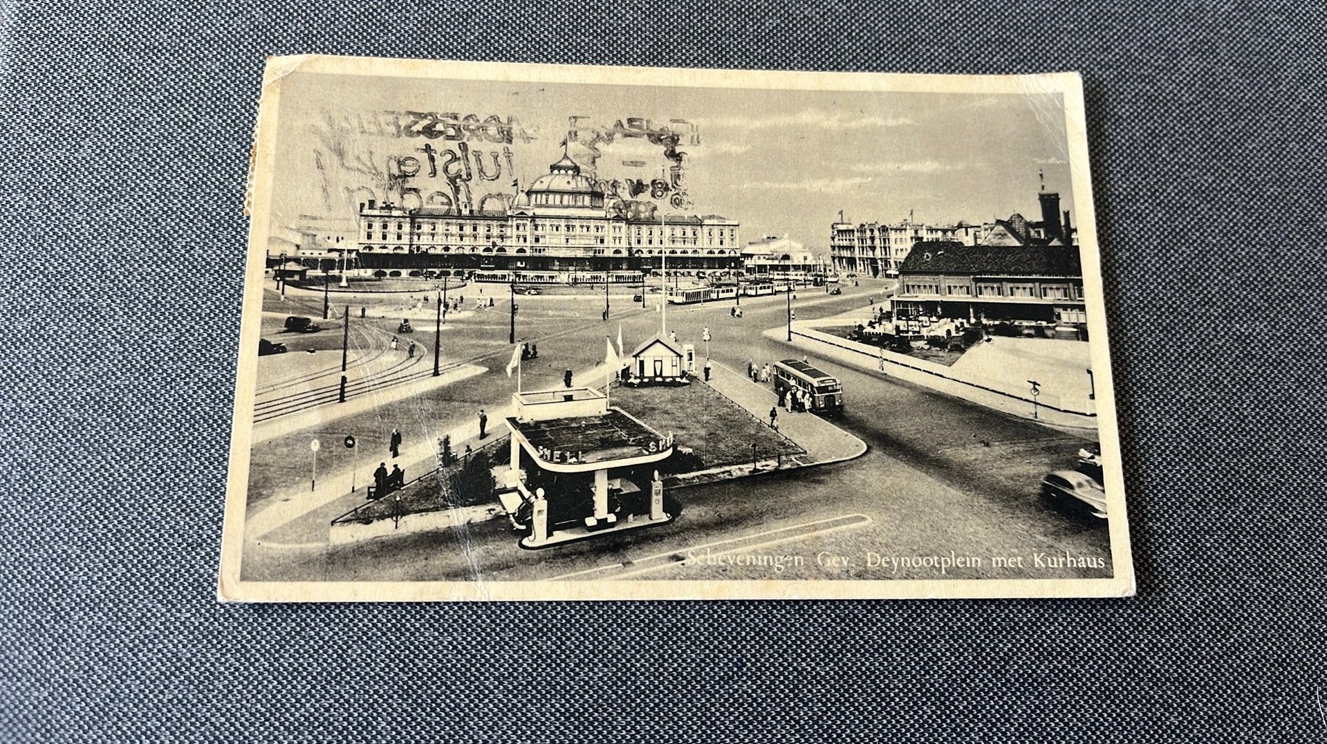 Scheveningen Deynootplwin met Kurhaus Shellpomp, Ophalen of Verzenden, 1940 tot 1960, Gelopen, Zuid-Holland