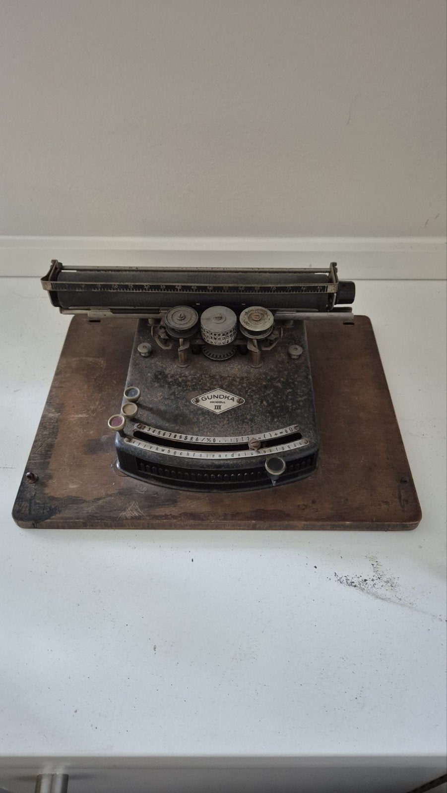 Antieke Gundka Model III index-typemachine, Antiek en Kunst, Ophalen