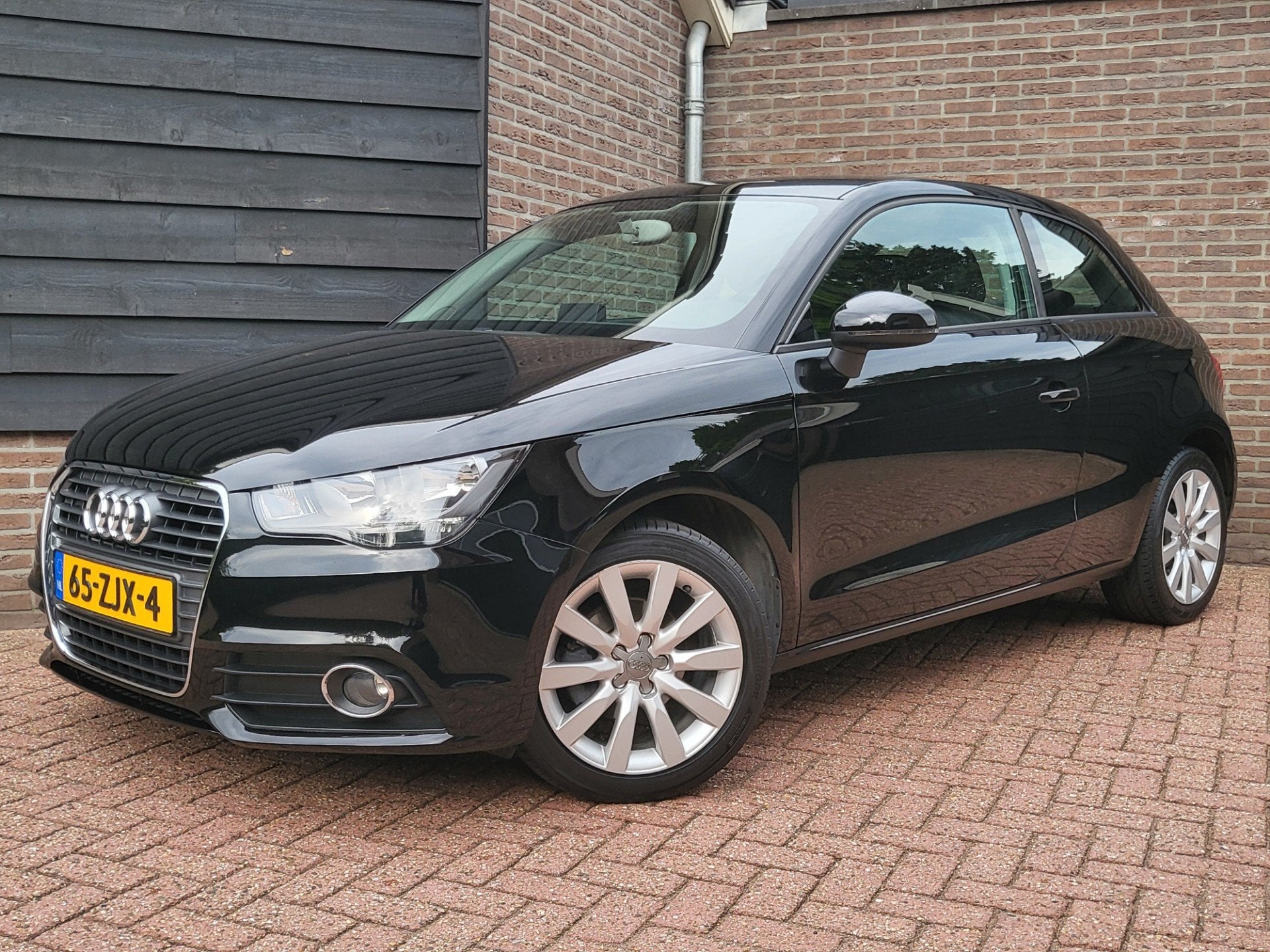 Audi A1 1.2 TFSI Connect - N.A.P. - Dealer onderhouden, Auto's, Voorwielaandrijving, 86 pk, 4 cilinders, 4 stoelen