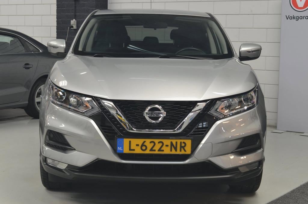 Nissan Qashqai 1.3 DIG-T Acces Edition // 46.000 km // CAMER, Voorwielaandrijving, Gebruikt, 4 cilinders, LED verlichting