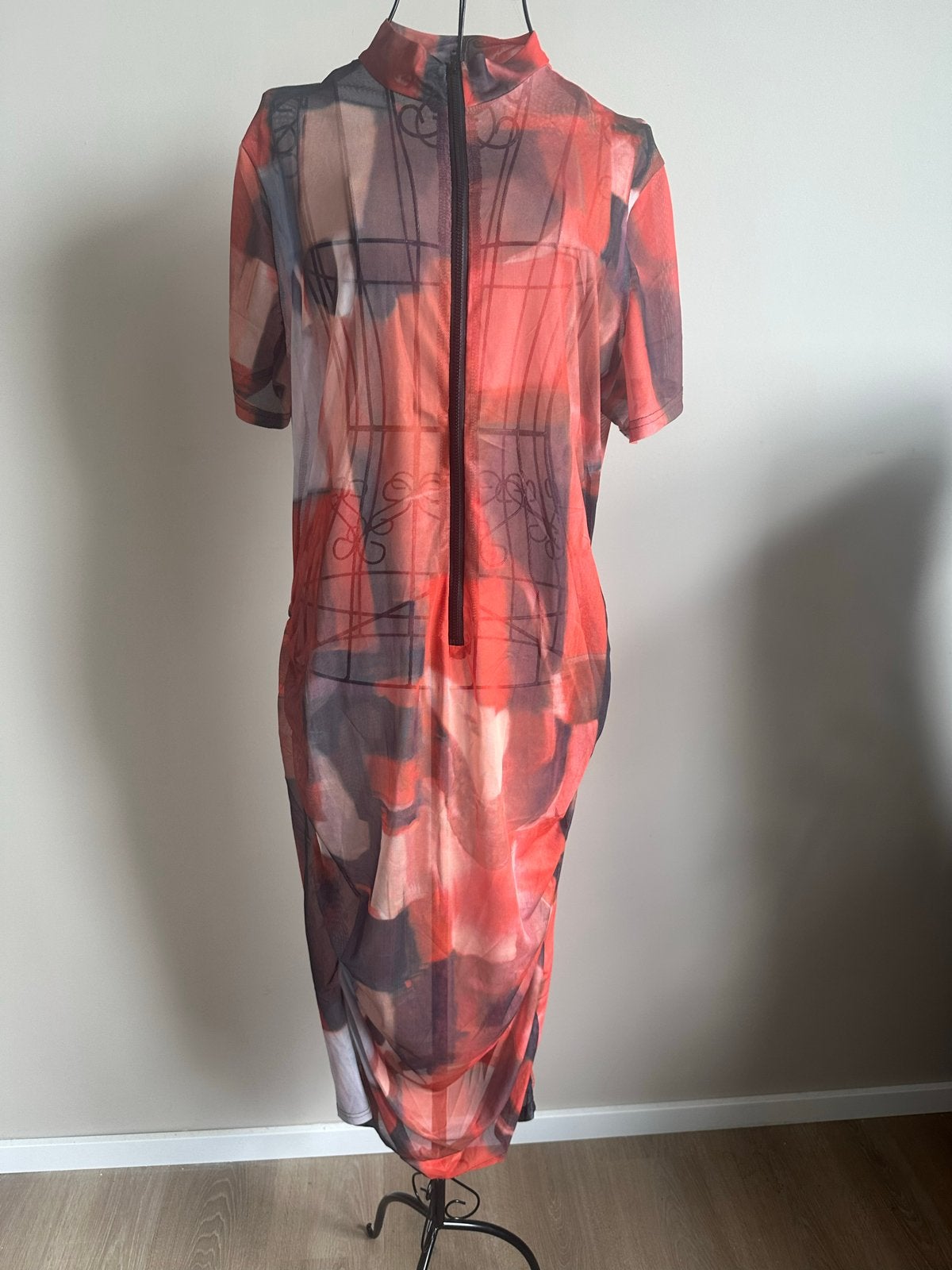 Jurk maat XL met opvallende print en ritsdetail, Kleding | Dames, Meerkleurig, Maat 46/48 (XL) of groter, Ophalen of Verzenden