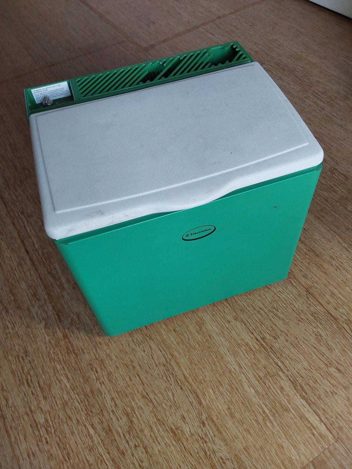 Electrolux 33 liter op 12V 230V en gas, Ophalen, Gebruikt, Koelbox, Elektrisch