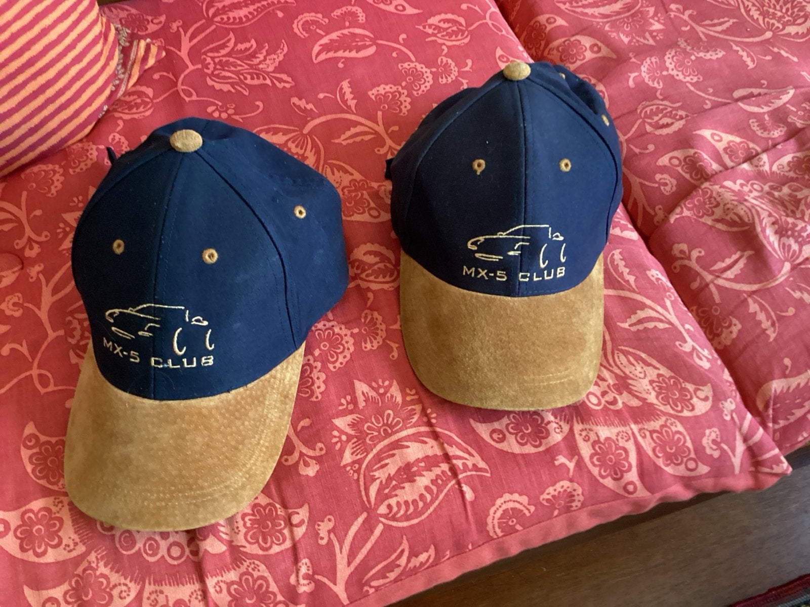Mazda MX-5 Club petten - Set van 2, Ophalen, Zo goed als nieuw, One size fits all, Pet