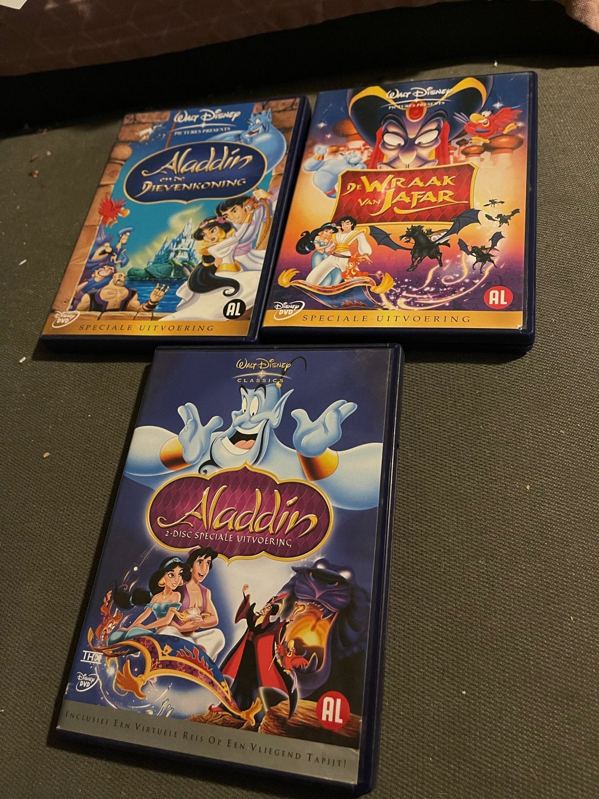 Aladdin DVD Trilogie: Aladdin, Dievenkoning, Wraak van Jafar, Animatie, Nederlands, Gebruikt, Bonusmateriaal