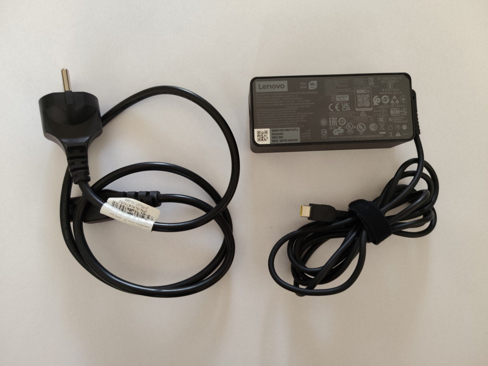Lenovo USB-C Oplader 65W (ADLX65YCC3D), Computers en Software, Laptop-opladers, Ophalen of Verzenden, Zo goed als nieuw, Lenovo