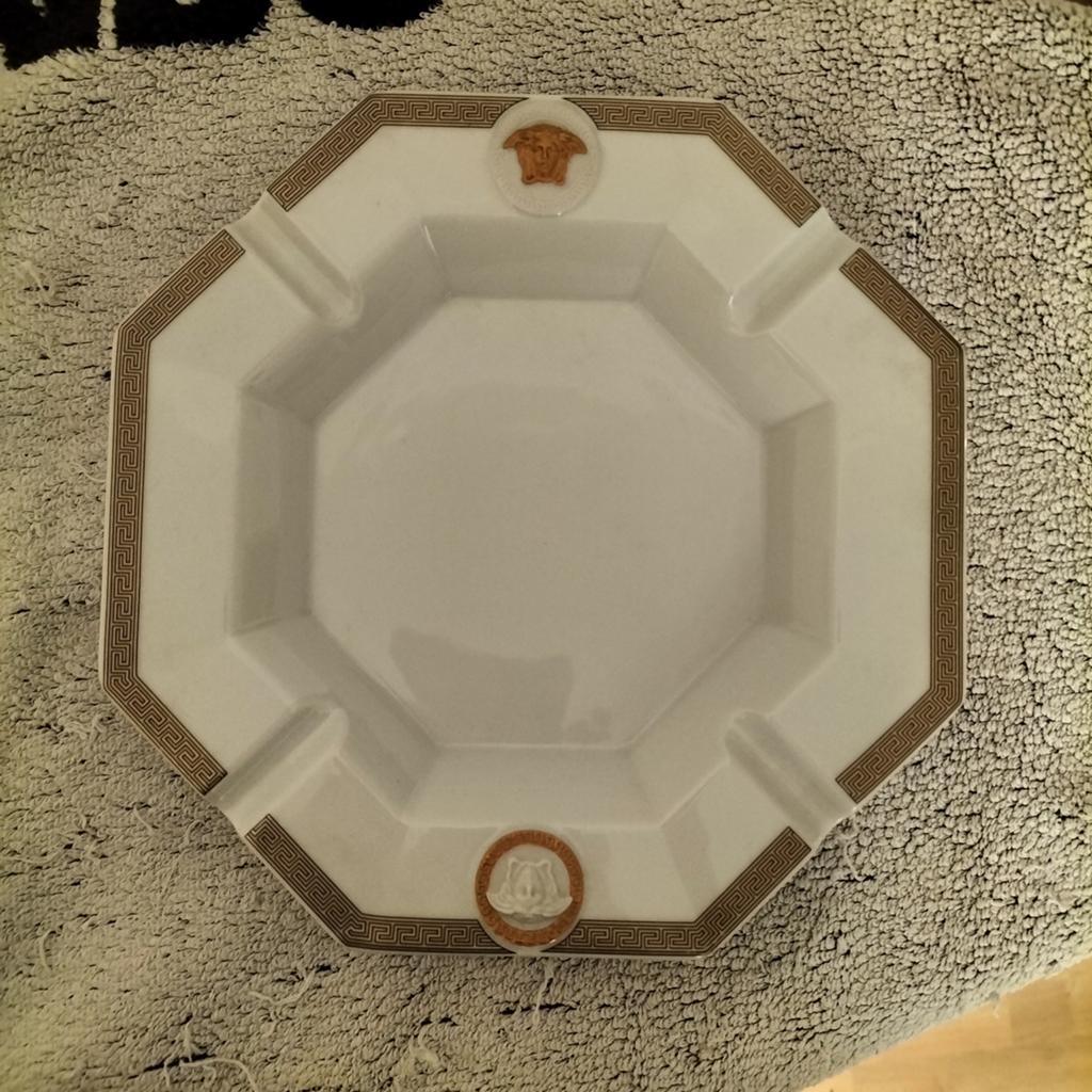 Versace Rosenthal Medusa Ashtray - Vintage, Antiek en Kunst, Antiek | Porselein, Ophalen