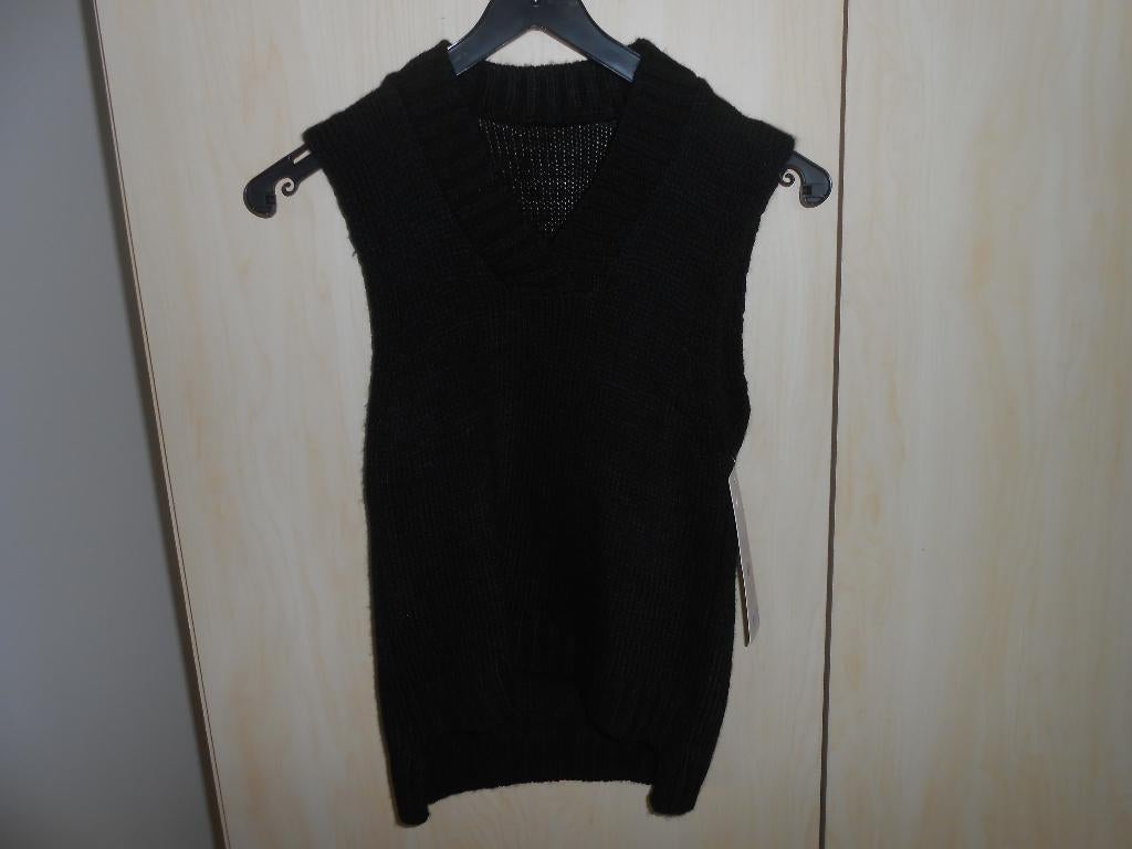Nieuwe zwarte spencer maat 116 (nu met 70% korting), Meisje, Trui of Vest, Kids Moda, Nieuw