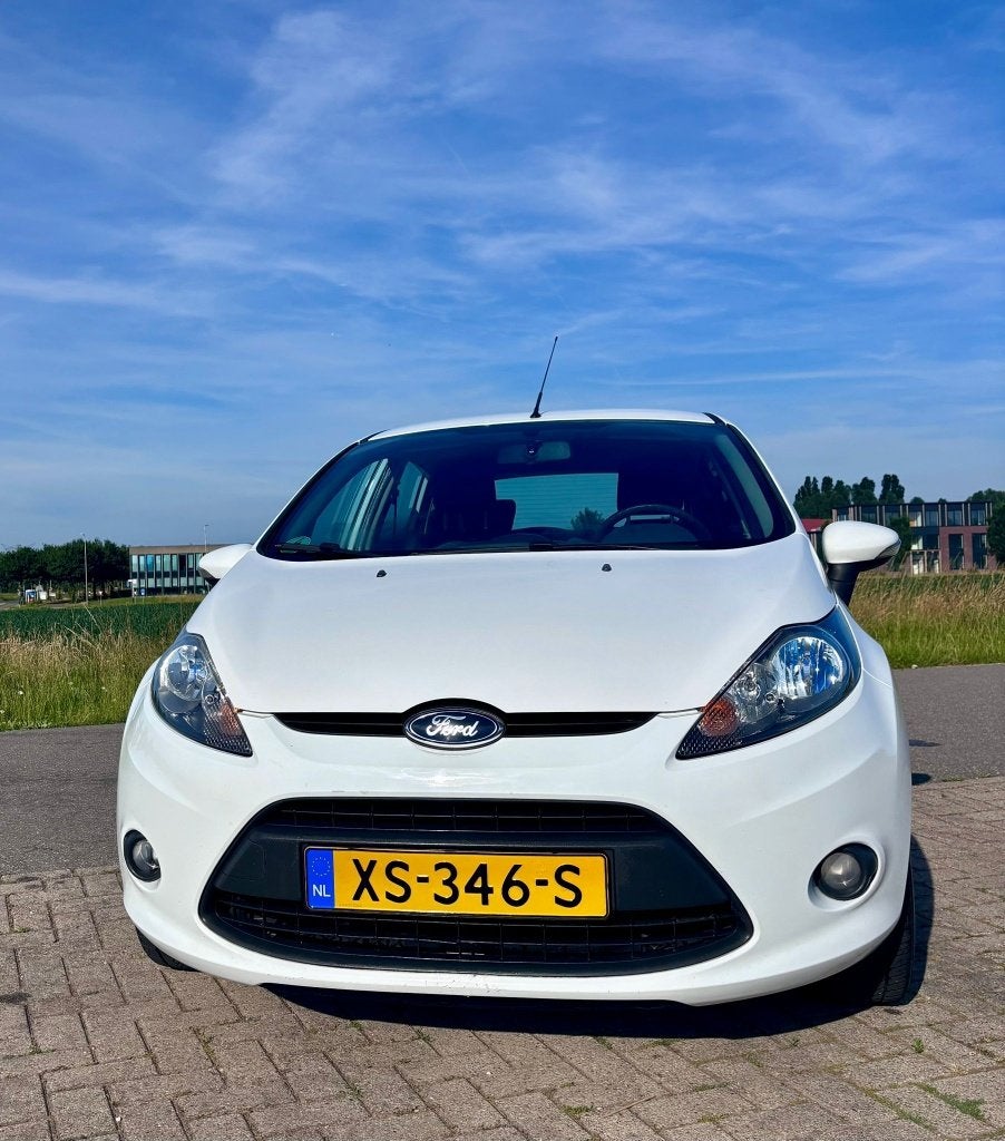 Ford Fiesta 2011 Wit, Auto's, Voorwielaandrijving, Euro 5, Stof, Wit