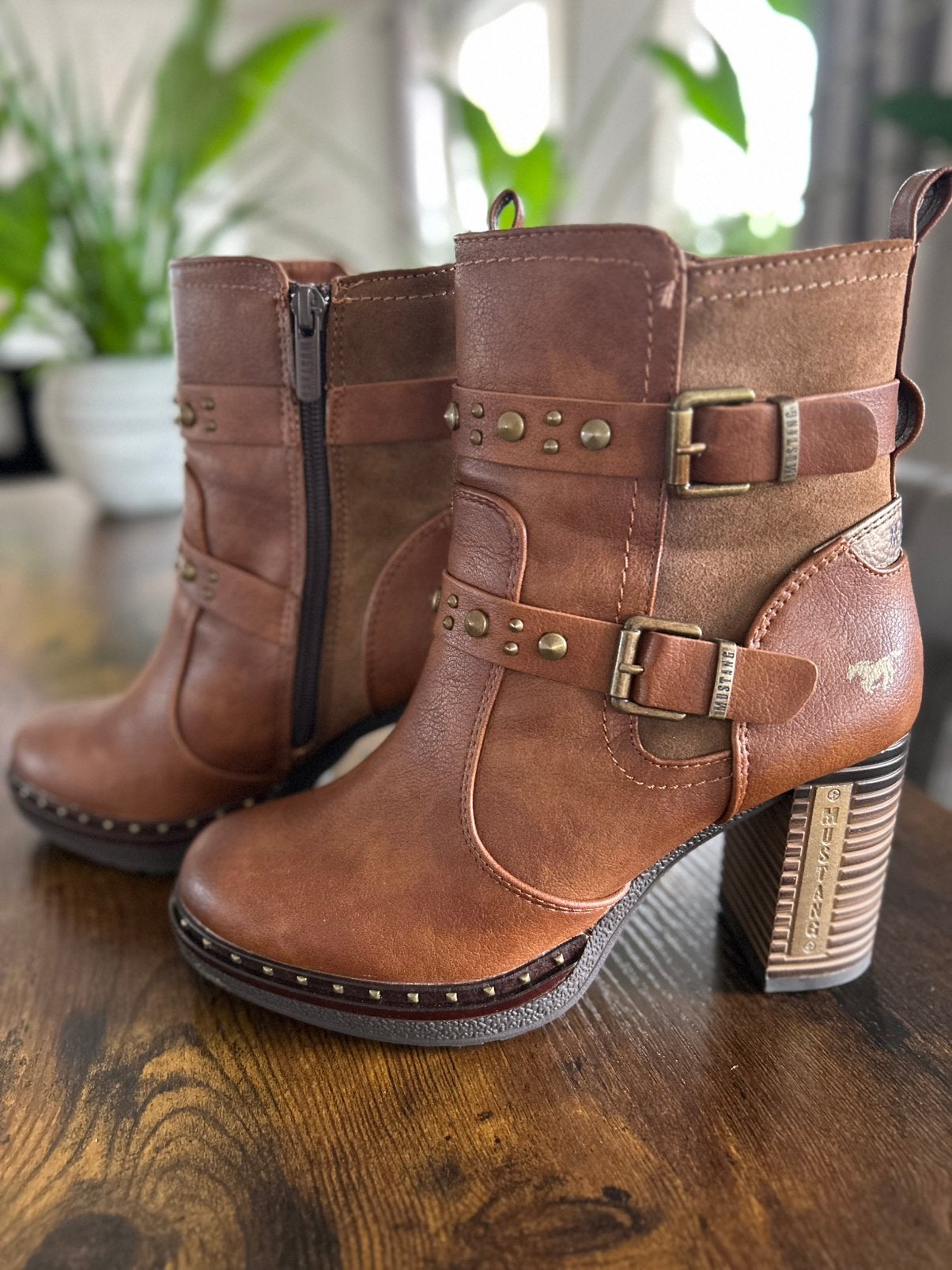 Mustang enkellaarsjes, Kleding | Dames, Schoenen, Bruin, Lage of Enkellaarzen, Nieuw, Ophalen of Verzenden