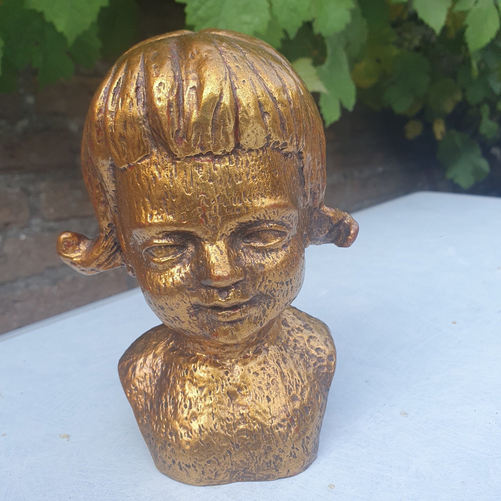 Buste van een meisje, beeldje van de Gebroeders van Paridon, Antiek en Kunst, Minder dan 20 cm, Buste, Ophalen of Verzenden, Gemerkt