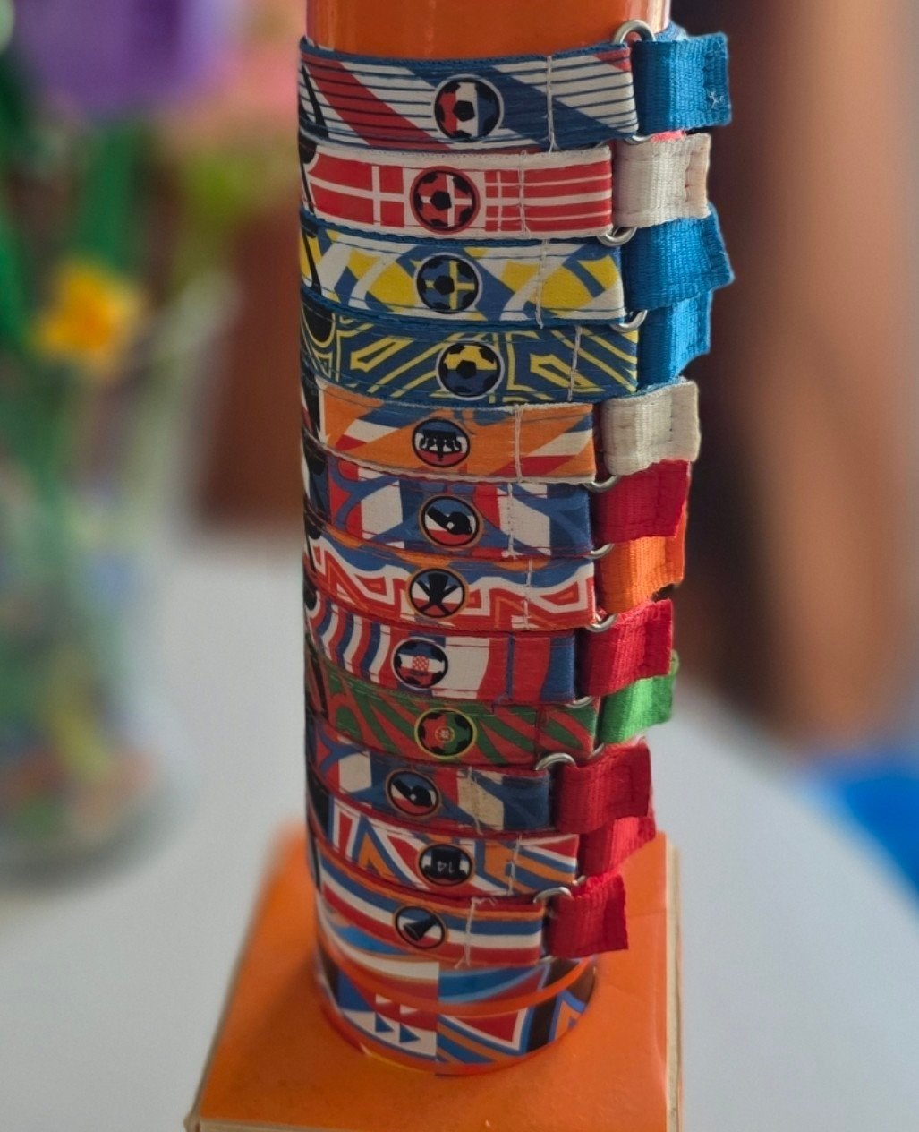 Voetbal WK Juichbandjes - 1 euro per stuk, Maat XL, Ophalen of Verzenden, Zo goed als nieuw, Clubaccessoires