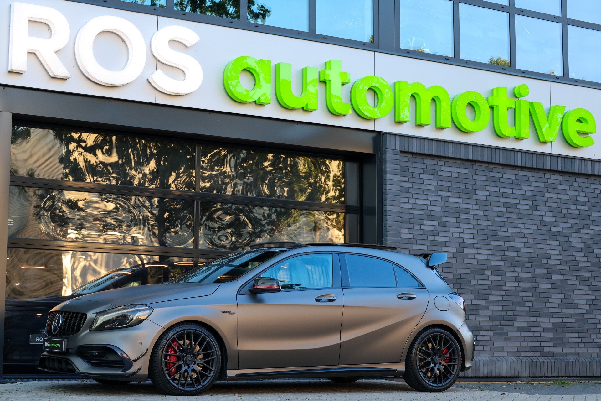 Mercedes-Benz A-Klasse AMG 45 4MATIC | STAGE 2 | PANO | ACC, Automaat, Gebruikt, Euro 6, 4 cilinders