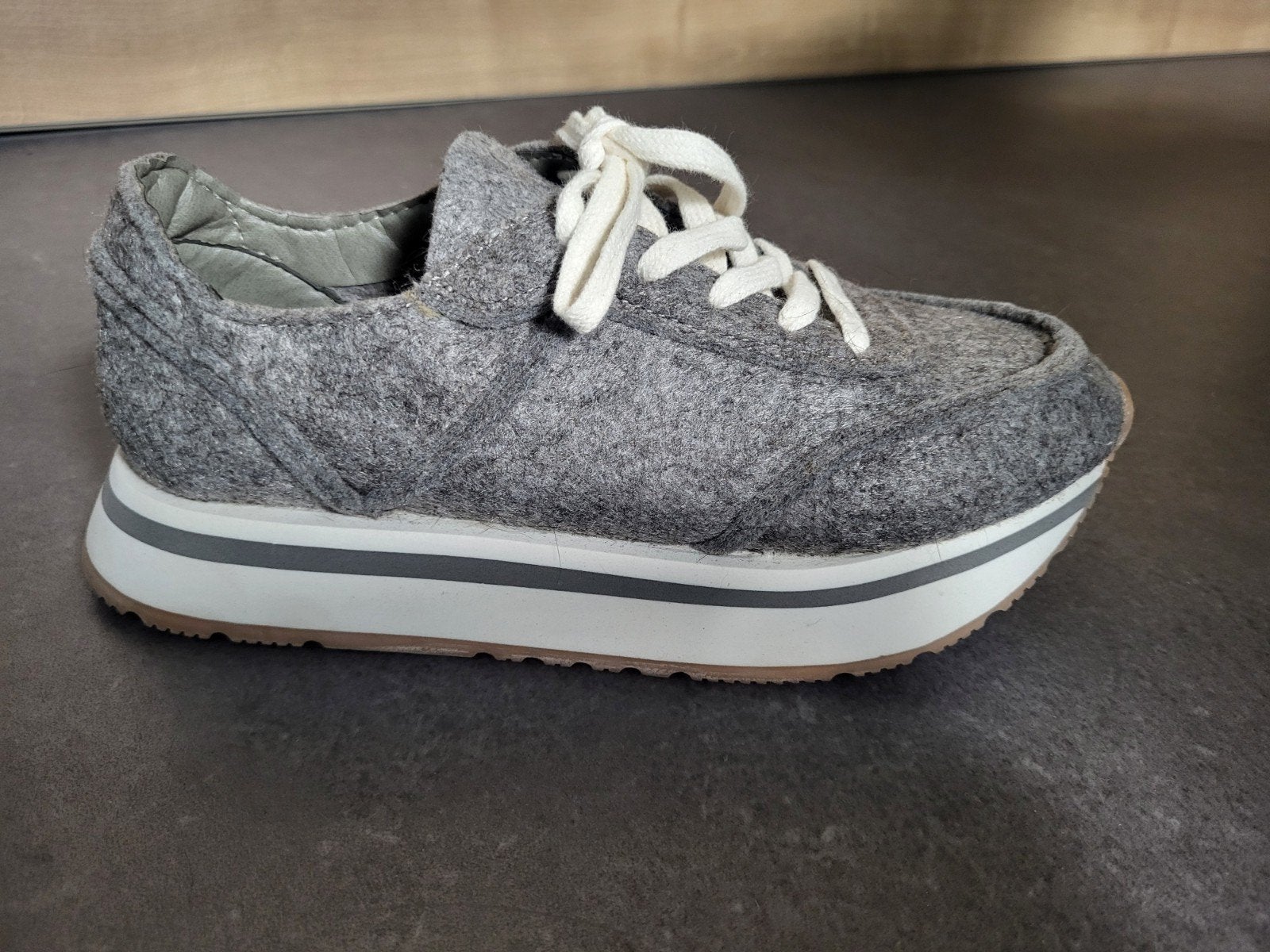 Sneakers van vilt Zara, Zara, Ophalen of Verzenden, Grijs, Sneakers of Gympen
