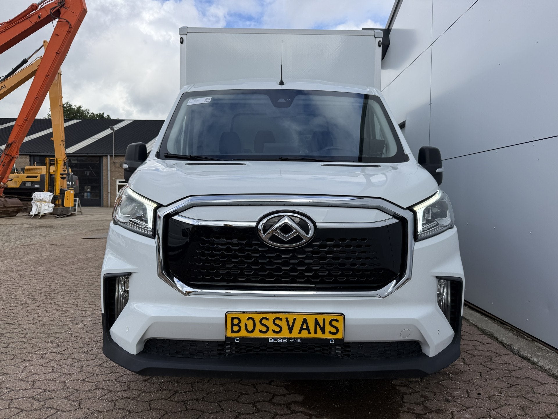 Foto 15 van Maxus eDeliver9 65kWh 204PK Elektrisch! 171km WLTP Elektrisc