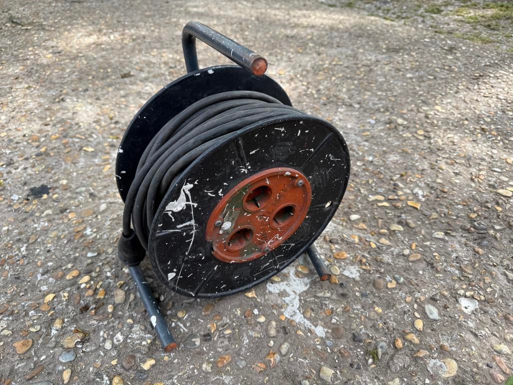 Haspel 230v 20 meter stroomkabelhaspel verlengsnoer, Ophalen, Zo goed als nieuw