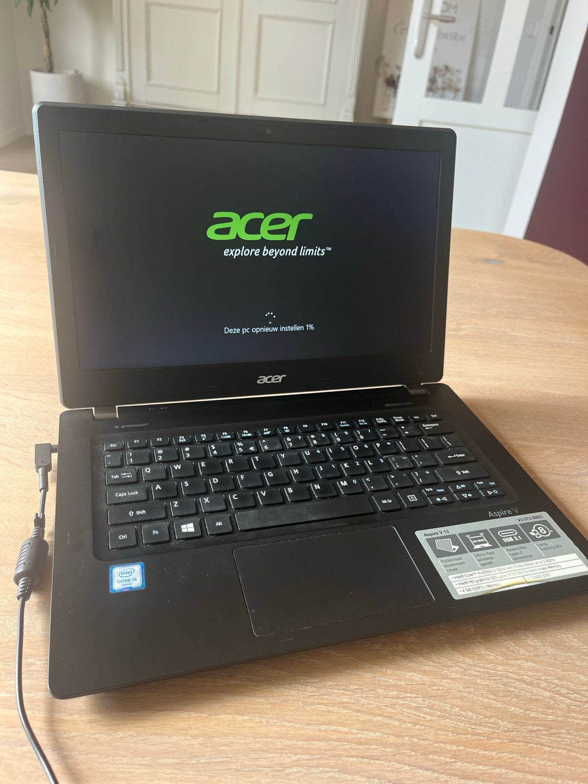 Acer Aspire V 13 V3-372-50EC Laptop - Intel Core i5, Ophalen, Gebruikt, 2 tot 3 Ghz, Qwerty