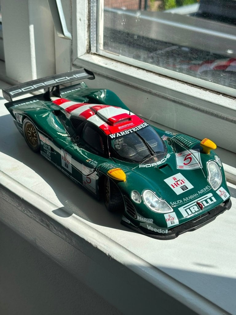 porsche 911 gt1 1998 1/18 model, Ophalen of Verzenden, Bburago