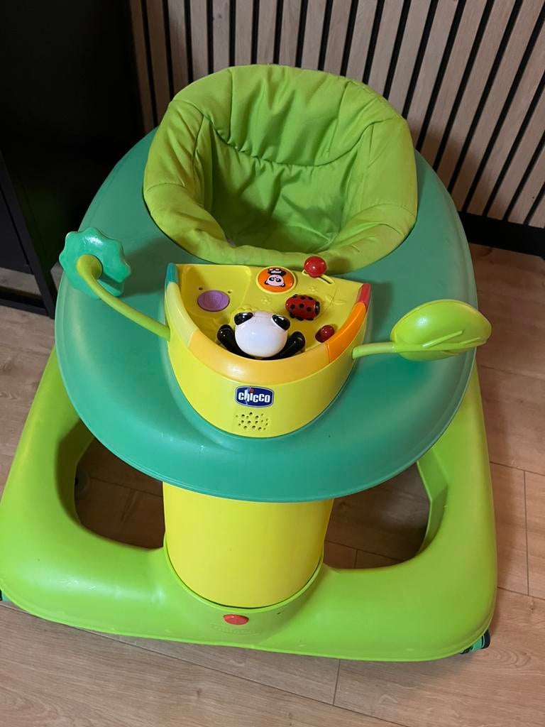 Chicco Loopstoel 3-in-1: Groeit mee met je kindje!, Ophalen, Zo goed als nieuw, Chicco, Verstelbaar