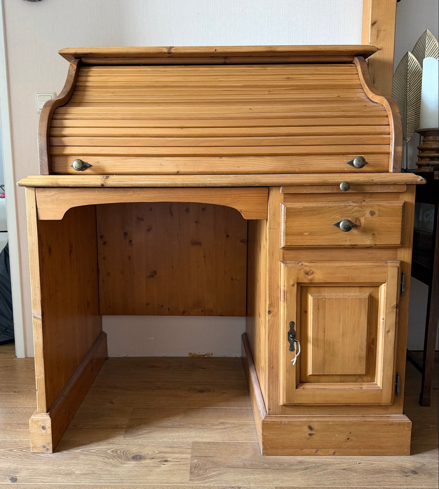 Antiek eikenhouten bureau / secretaire met rolluik, Ophalen, Gebruikt