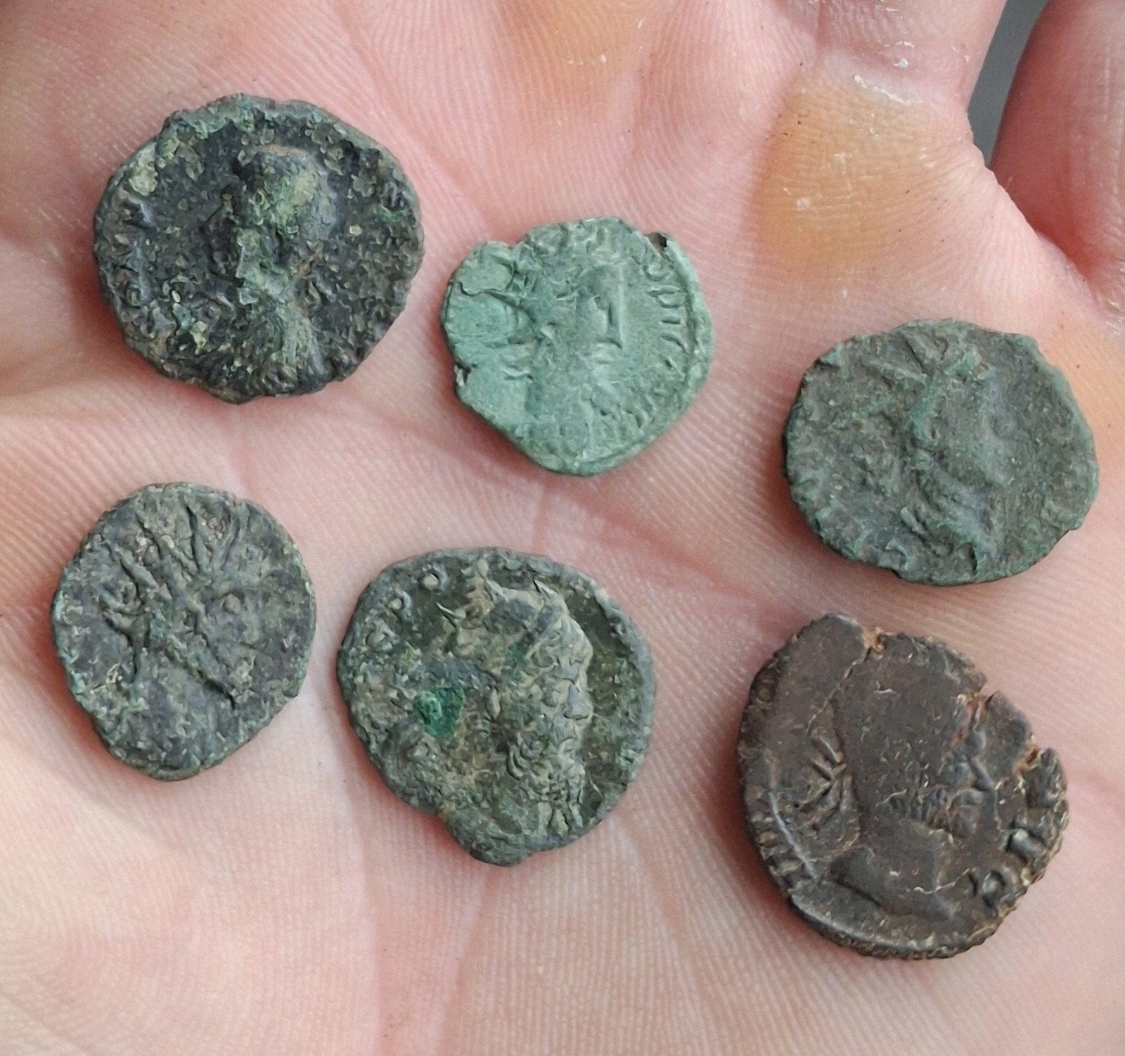 bodemvondst - 6 romeinse munten - Engeland gevonden ! - RRR, Ophalen of Verzenden, Vóór koninkrijk, Overige waardes, Losse munt