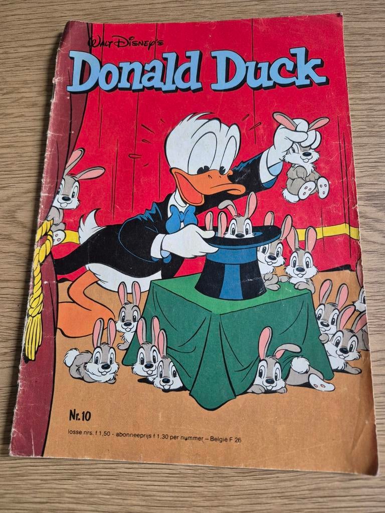 Donald Duck Nr. 10 - Klassiek Stripboek (1982), Eén stripboek, Ophalen of Verzenden, Gelezen, Walt Disney