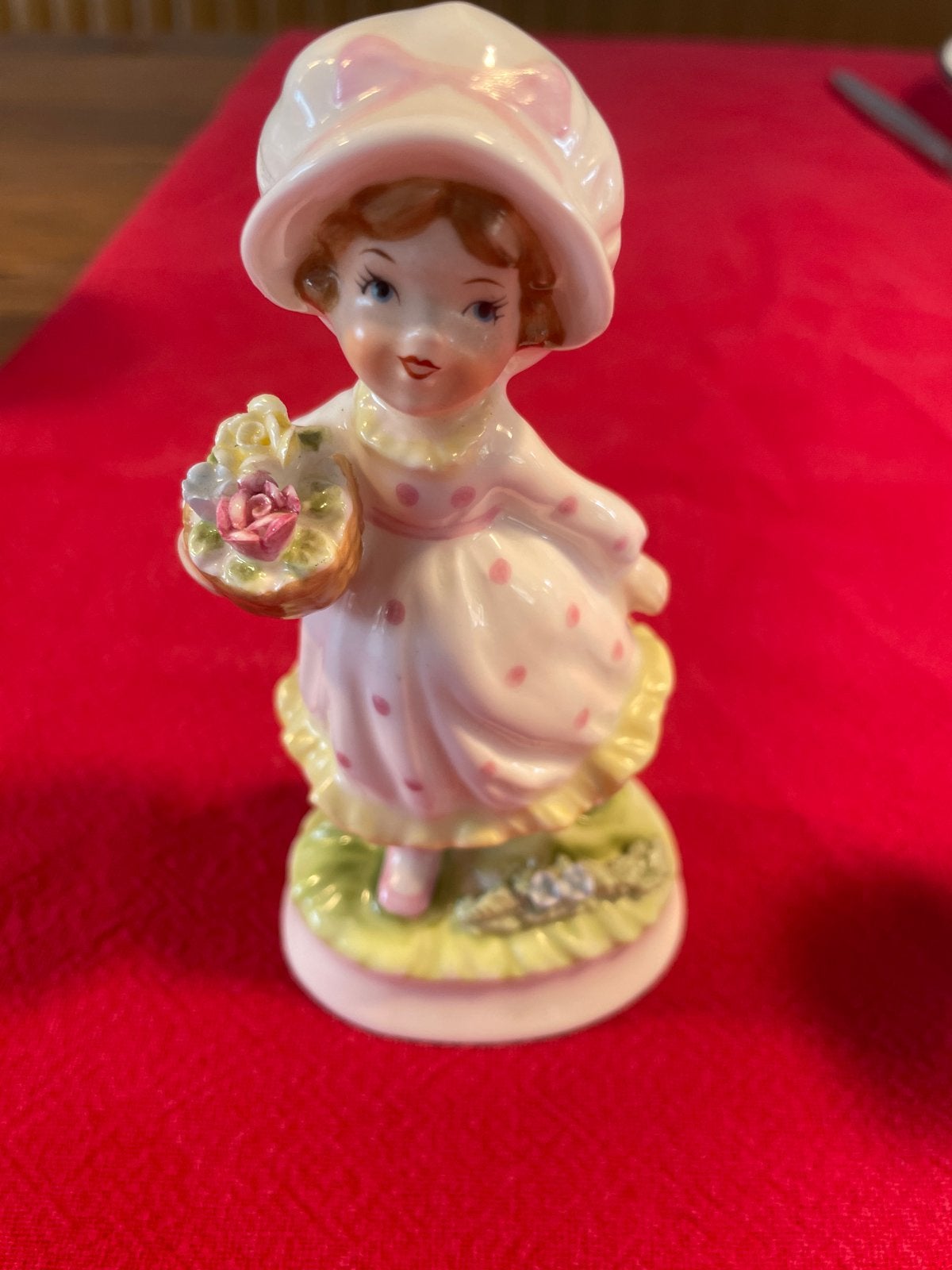 Maruri Masterpiece "Flower Girls" - Bone China Beeldjes, Verzenden, Zo goed als nieuw, Mens