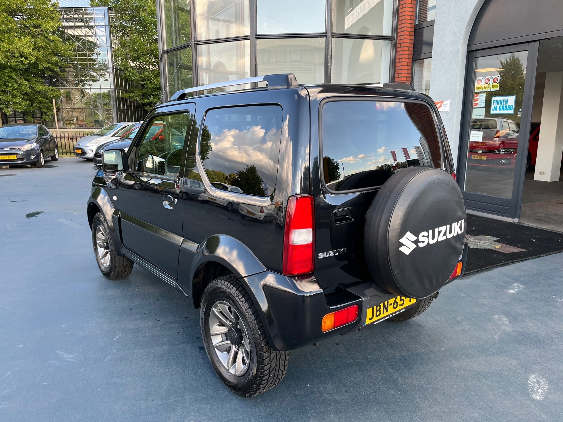 Suzuki JIMNY 1.3 Exclusive AIRCO 4x4 LEDEREN BEKLEDING, Auto's, Stoelverwarming, Dealer onderhouden, Gebruikt, Euro 6