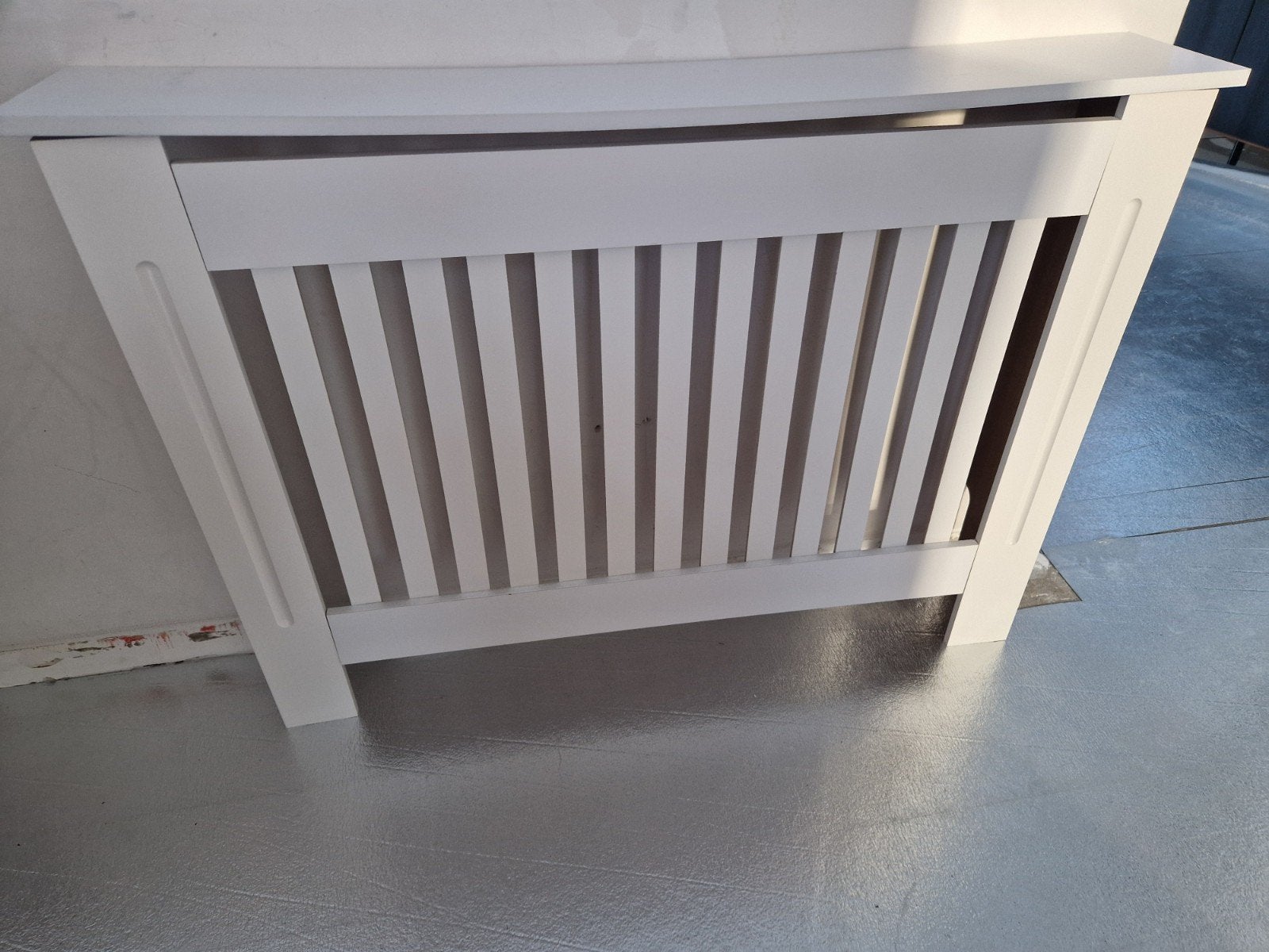 Witte radiatorombouw Landelijk, Ophalen, Zo goed als nieuw