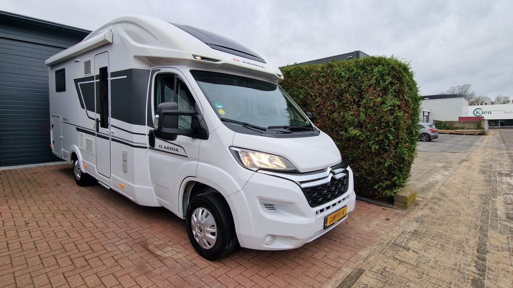 Adria Matrix 650 DC Airco's Queensbed Hefbed Face-to-Face, Matrix 650 DC, Gaslek-detector, Ringverwarming, Bedrijf