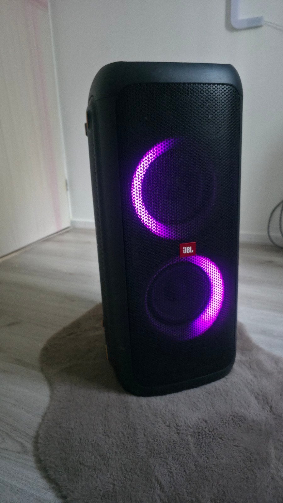 JBL Partybox 300, Ophalen, Inclusief kabels, JBL, Zo goed als nieuw
