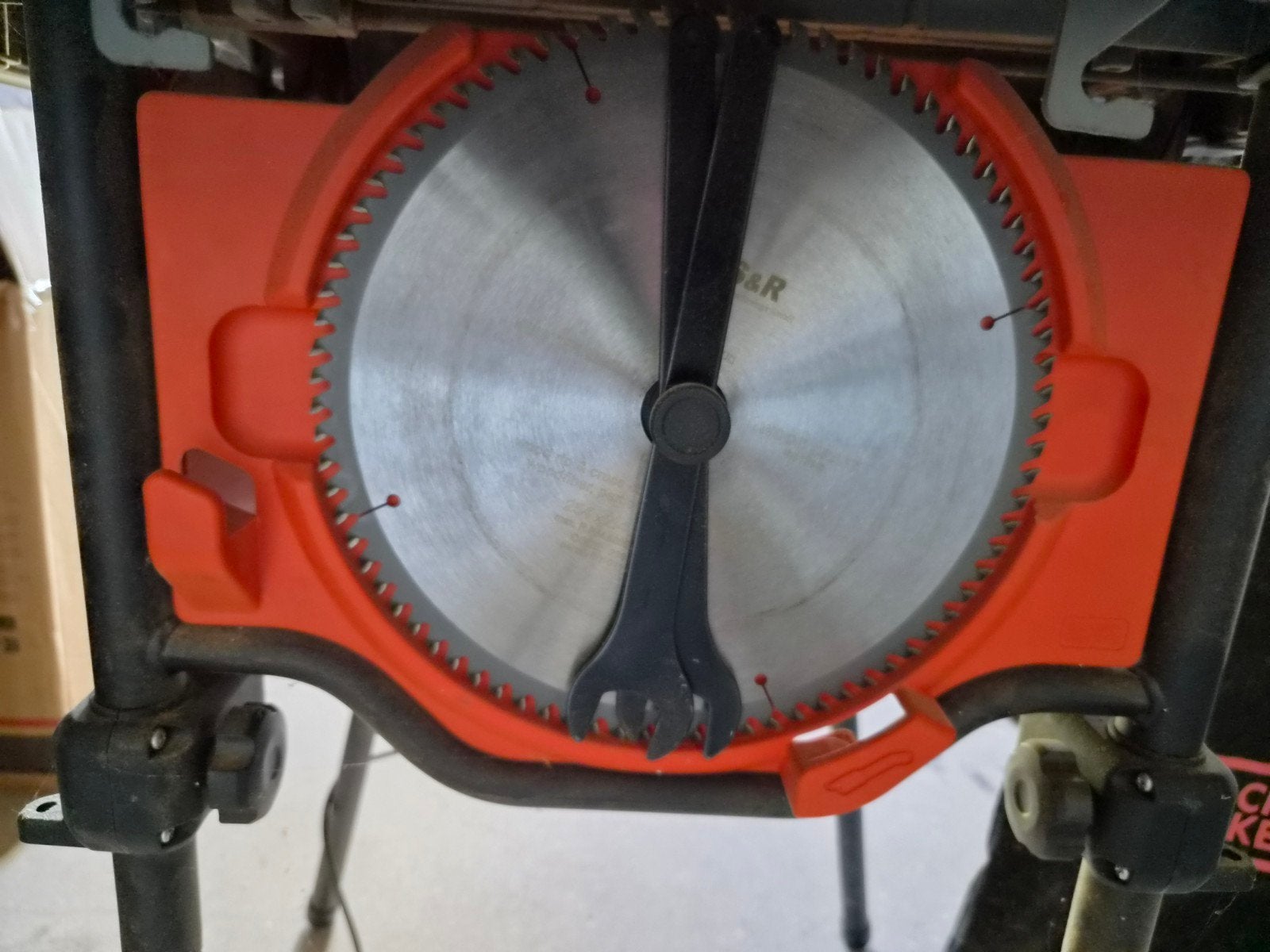 Black & Decker Zaagtafel - Krachtig en Betrouwbaar, Ophalen, Gebruikt, Cirkelzaag, 70 mm of meer